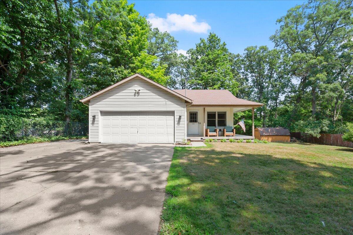 Property Photo: 1021 33rd Street SW MI 49509