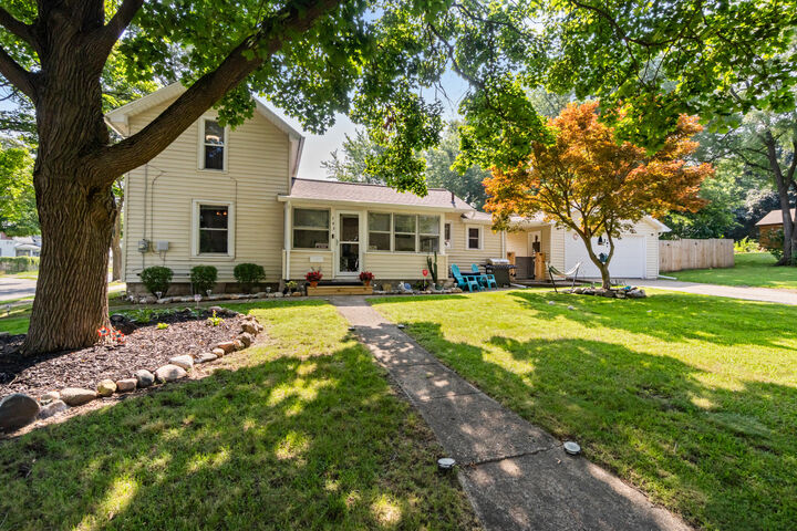 Property Photo:  743 N State Street  MI 49202 