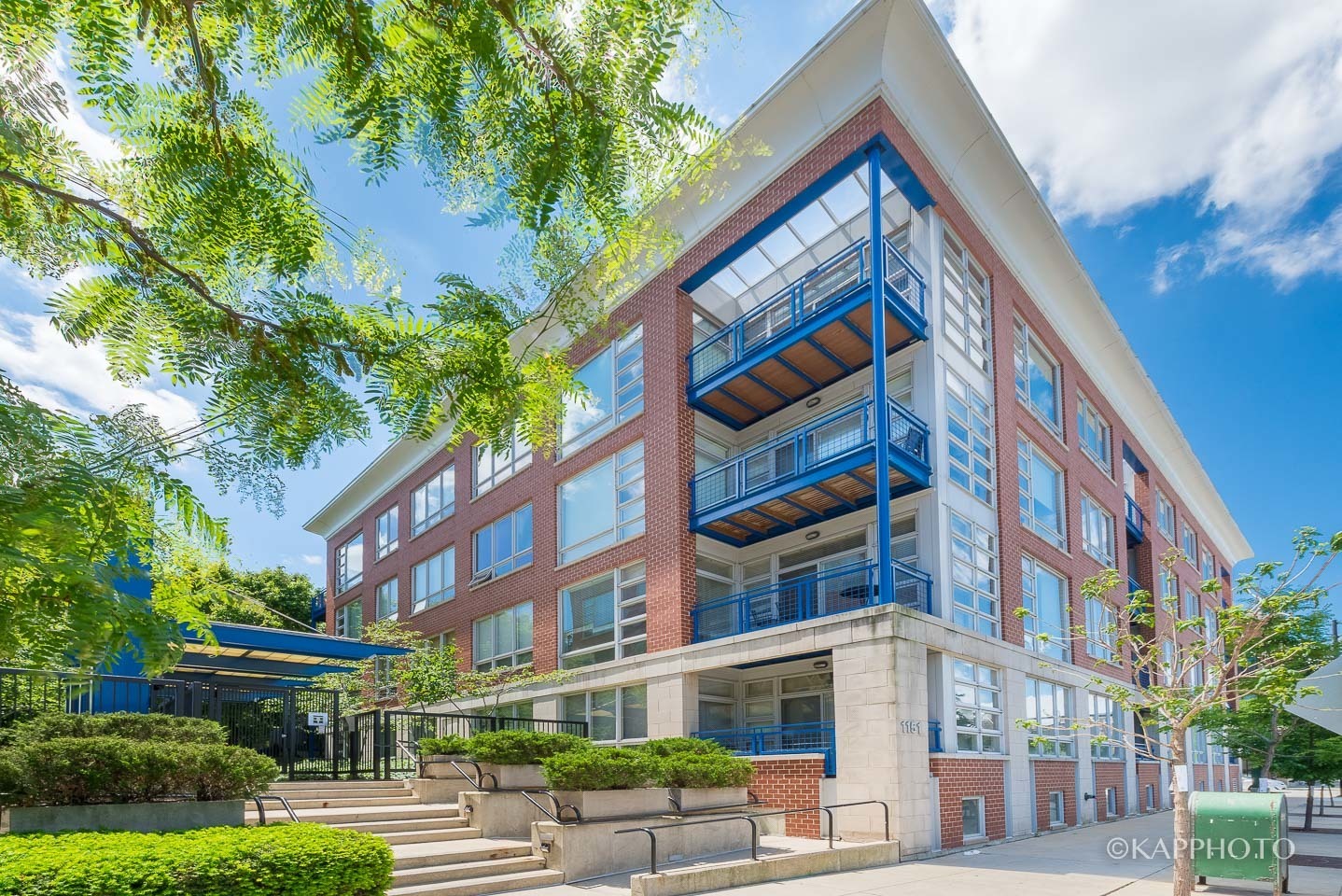 Property Photo: 1151 W Washington Boulevard 122 IL 60607