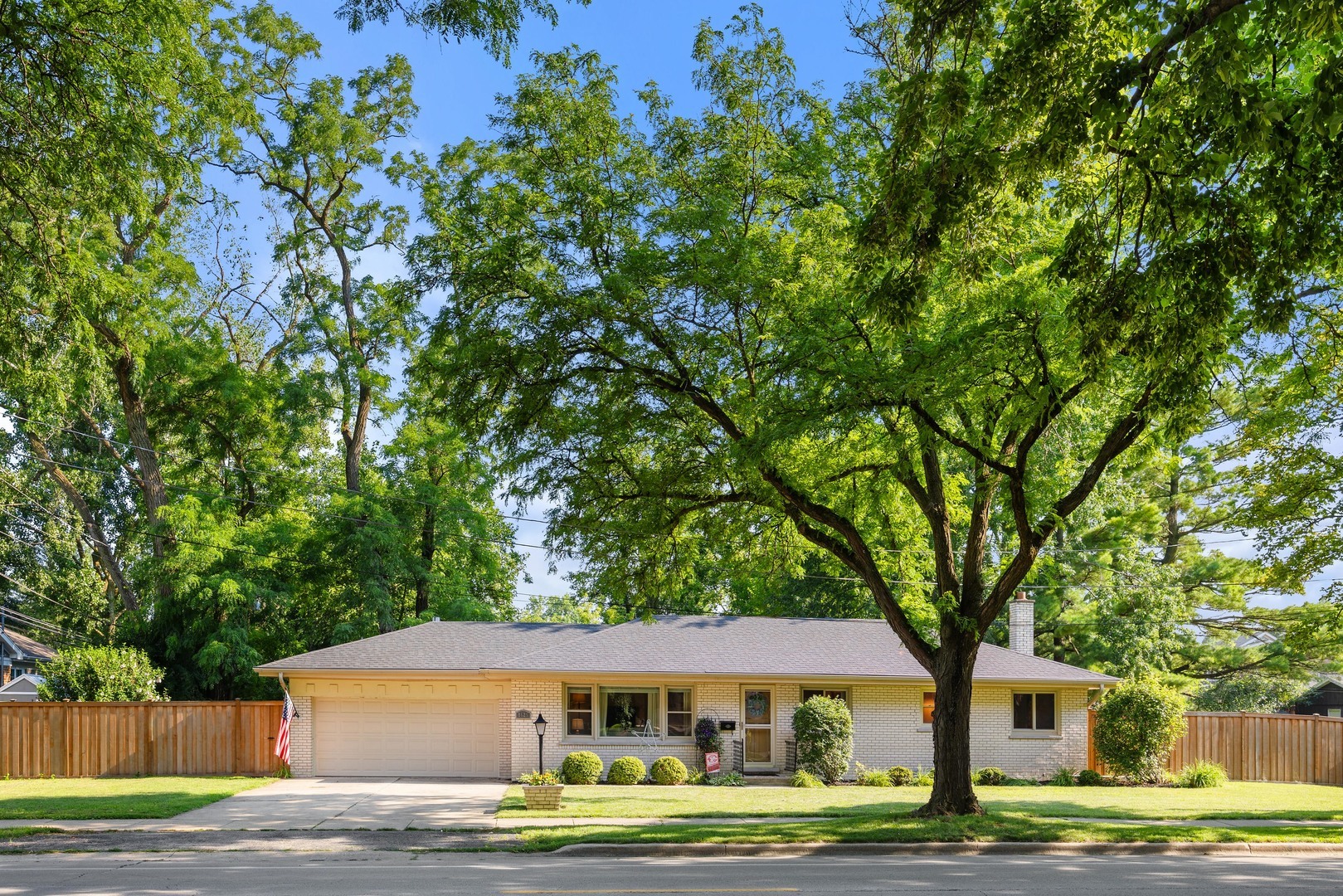Property Photo:  8625 Washington Avenue  IL 60513 