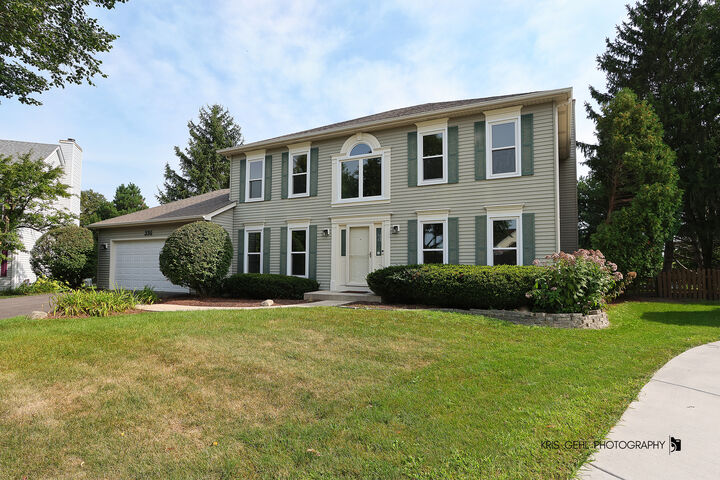 Property Photo: 335 Pinecrest Court IL 60502