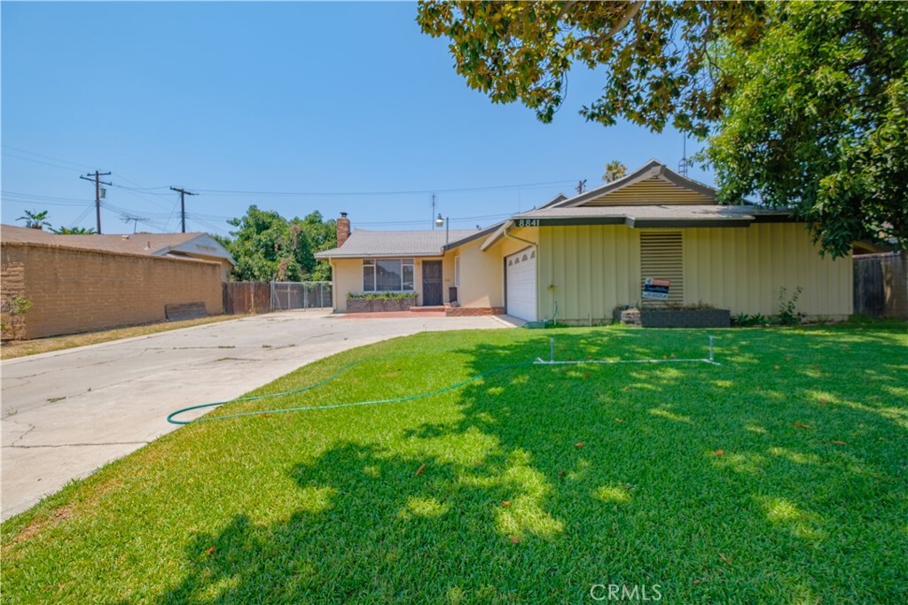 Property Photo:  8841 California Ave  CA 92503 