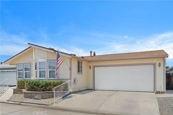 Property Photo:  27250 Murrieta Road 136  CA 92586 
