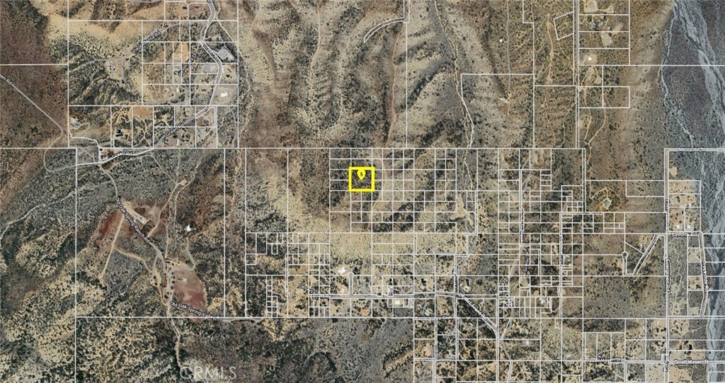 Property Photo:  0 Apn# 3036-271-16-0000  CA 92372 