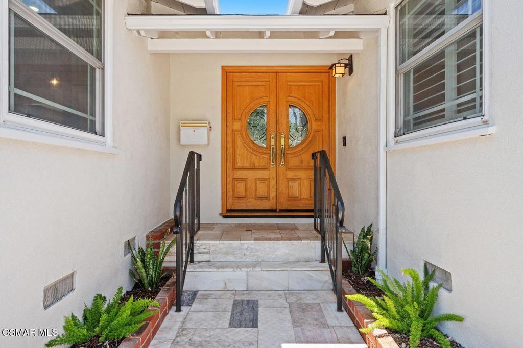 Property Photo:  7427 Sausalito Avenue  CA 91307 