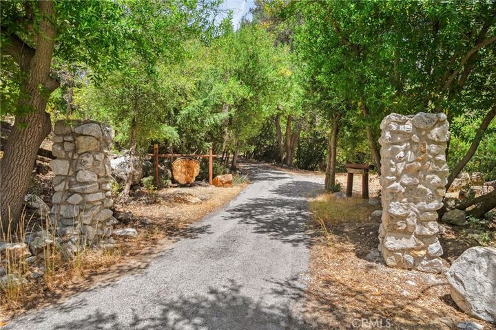 501 S Mountain Avenue  Mt Baldy CA 91759 photo