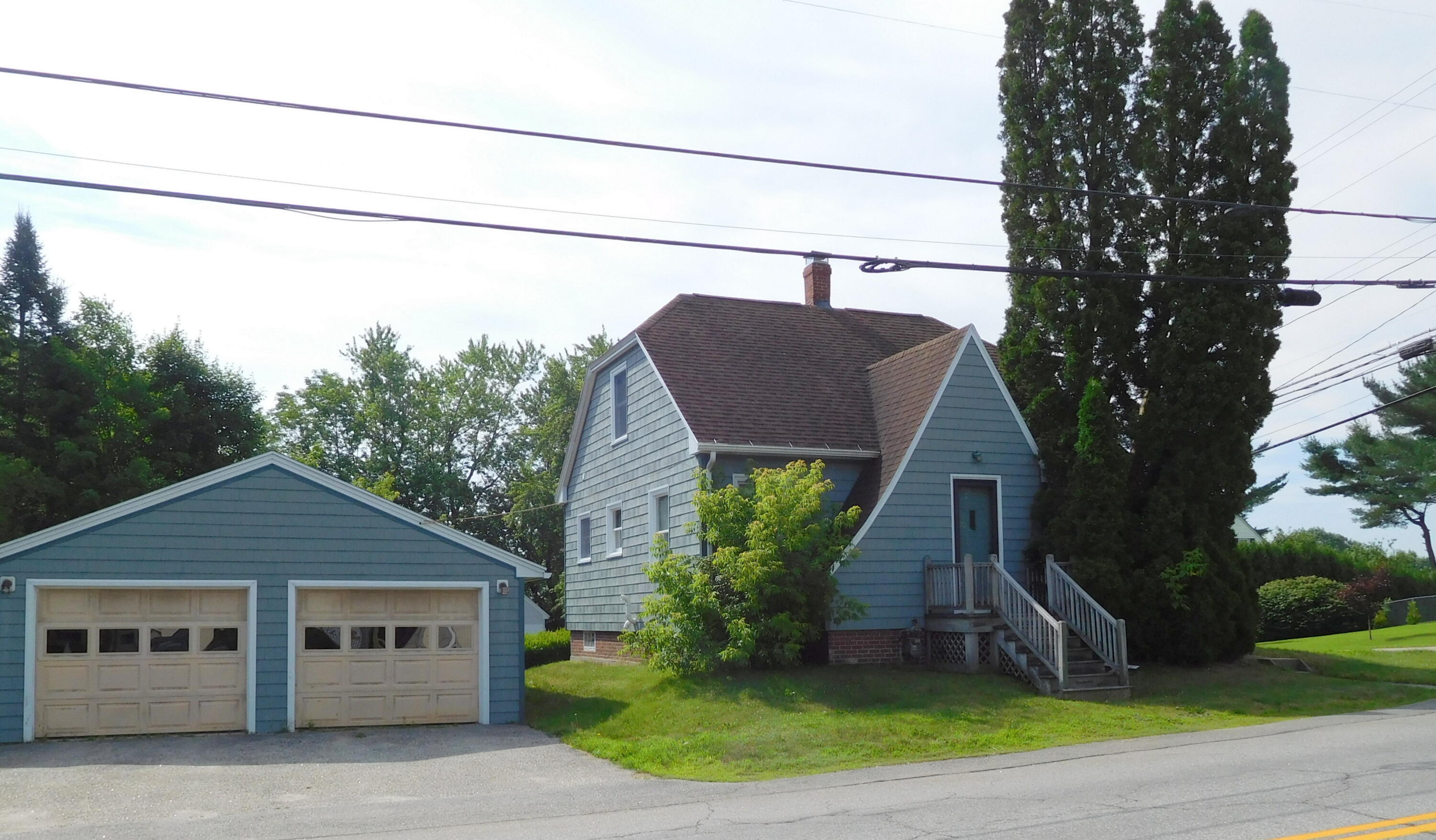 111 Scribner Boulevard  Lewiston ME 04240 photo