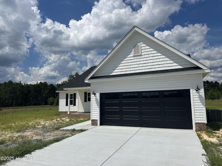 Property Photo:  115 Spring Meadows Drive  NC 28315 