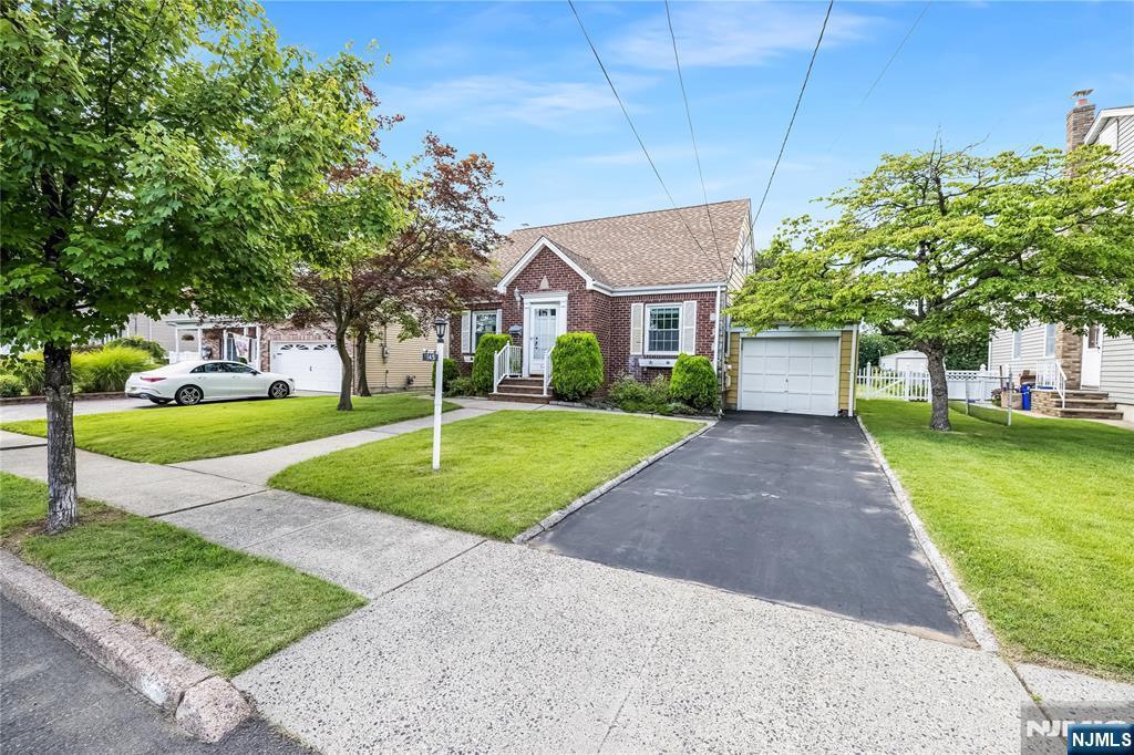 145 Evans Place  Saddle Brook NJ 07663 photo