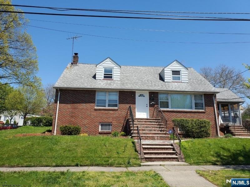 Property Photo:  18 Howard Avenue 2  NJ 07013 