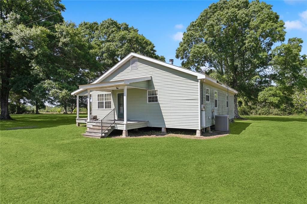 Property Photo: 13095 Joiner Road LA 70437
