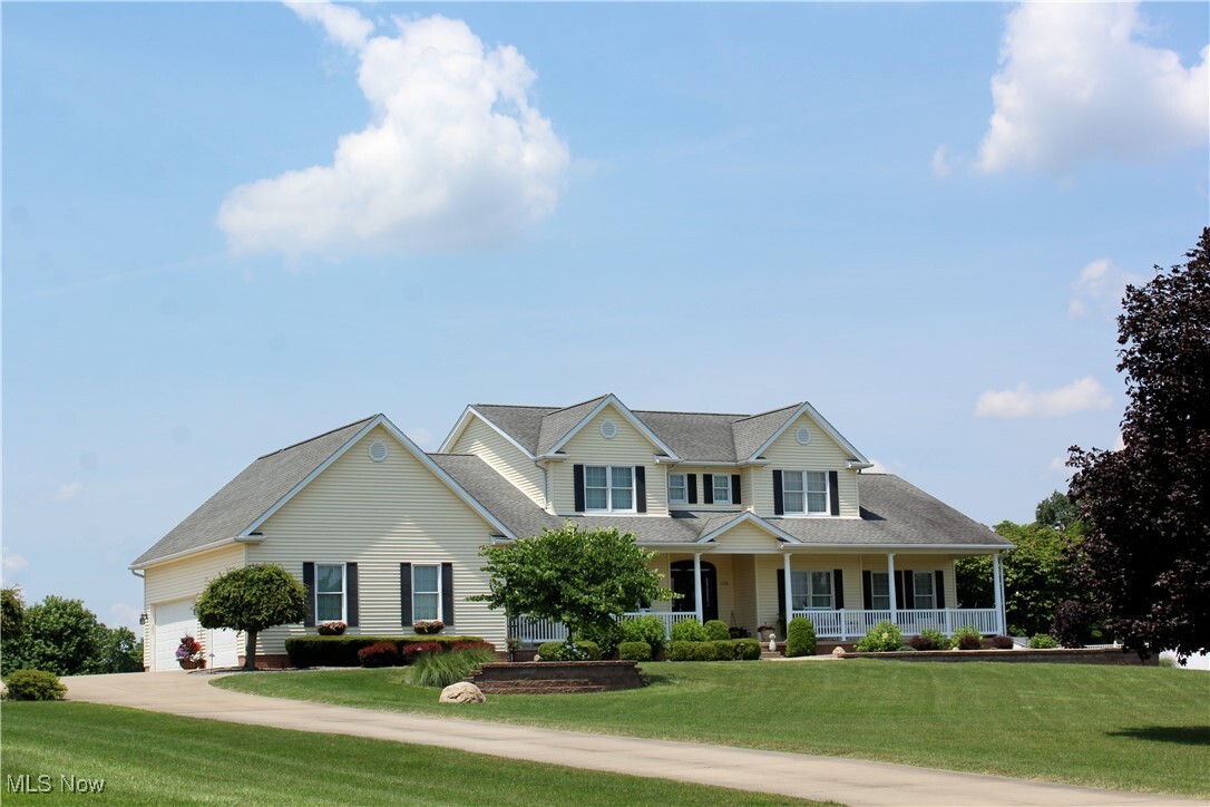 Property Photo:  130 Longview Circle  OH 44452 