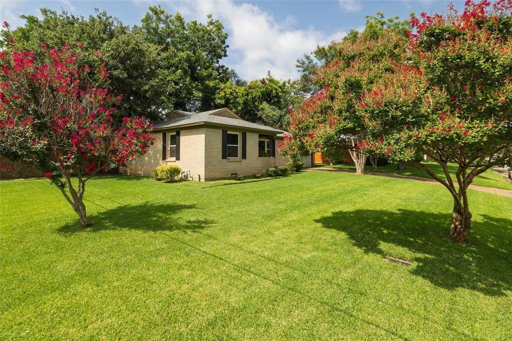 Property Photo:  1318 Brookhurst Street  TX 75061 