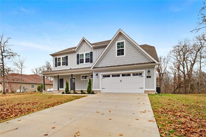 Property Photo: 26 Tiree Drive AR 72715