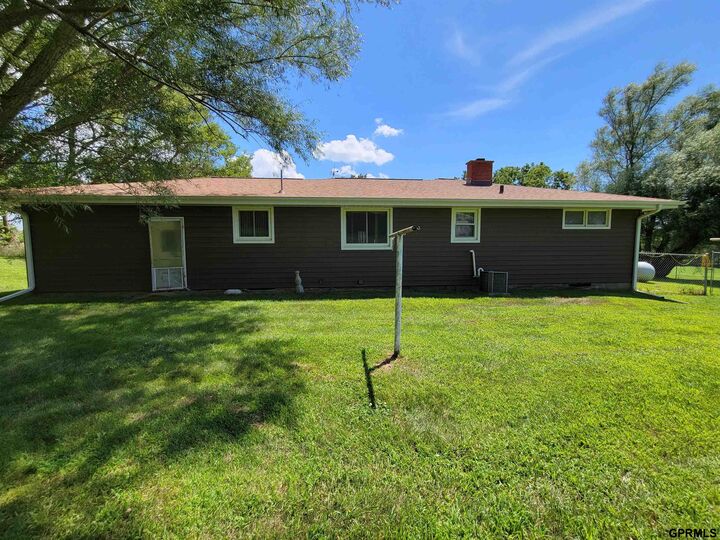 Property Photo: 19802 Fairview Road NE 68028