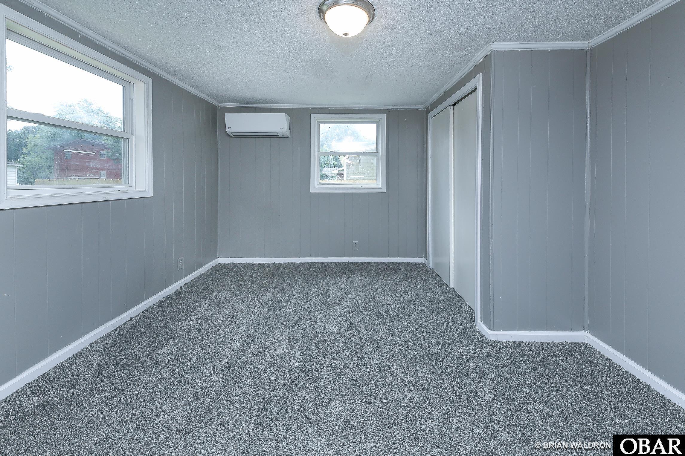 Property Photo: 204 Pinewood Ave NC 27909