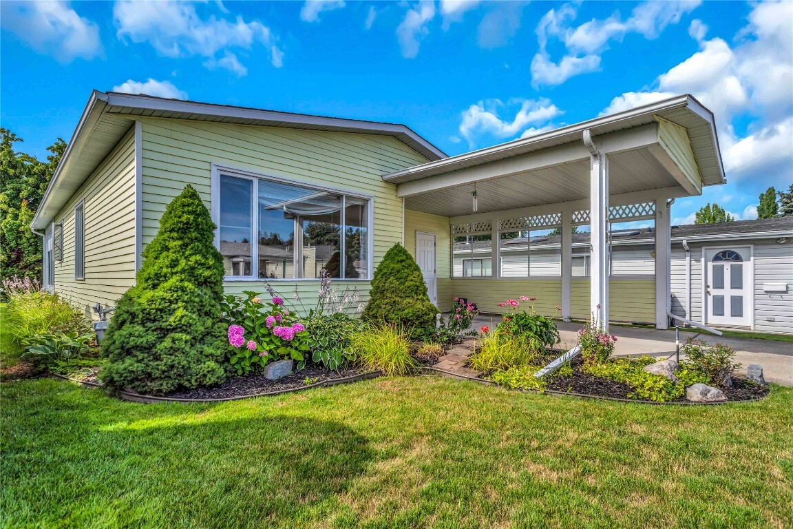 Property Photo: 1255 Raymer Avenue 179 BC V1W 3S3