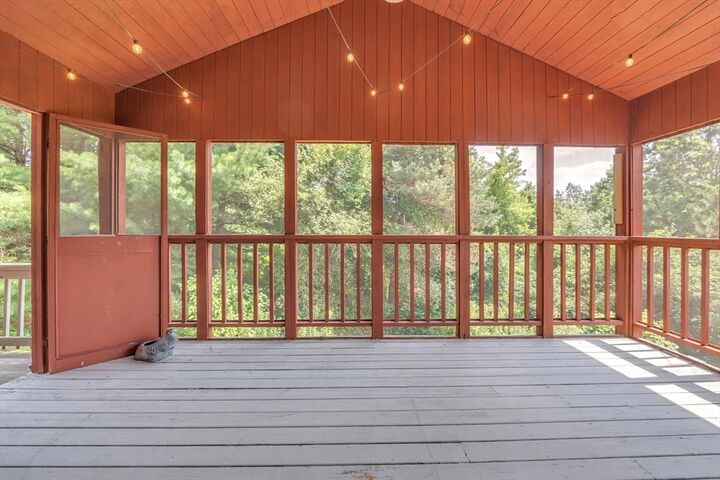 Property Photo:  9 Stony Brook Rd  MA 01886 