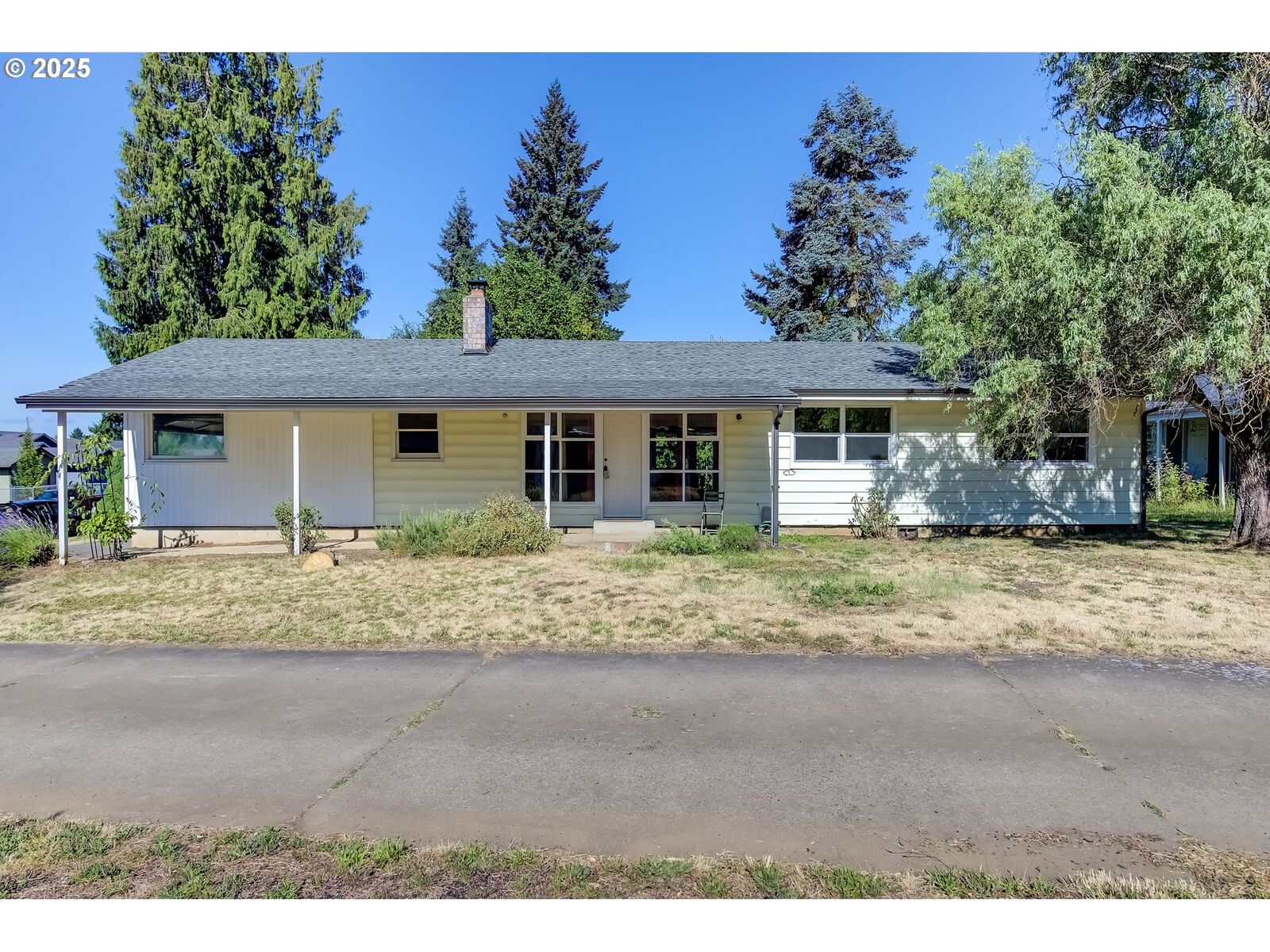 Property Photo:  6014 NE 37th St  WA 98661 