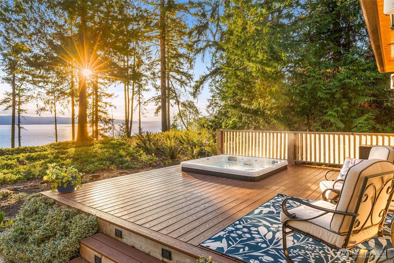 Property Photo:  2527  Bretland Road  WA 98282 