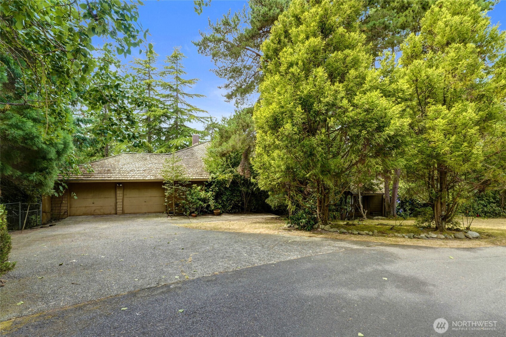 Property Photo: 2305 88th Street NE WA 98004