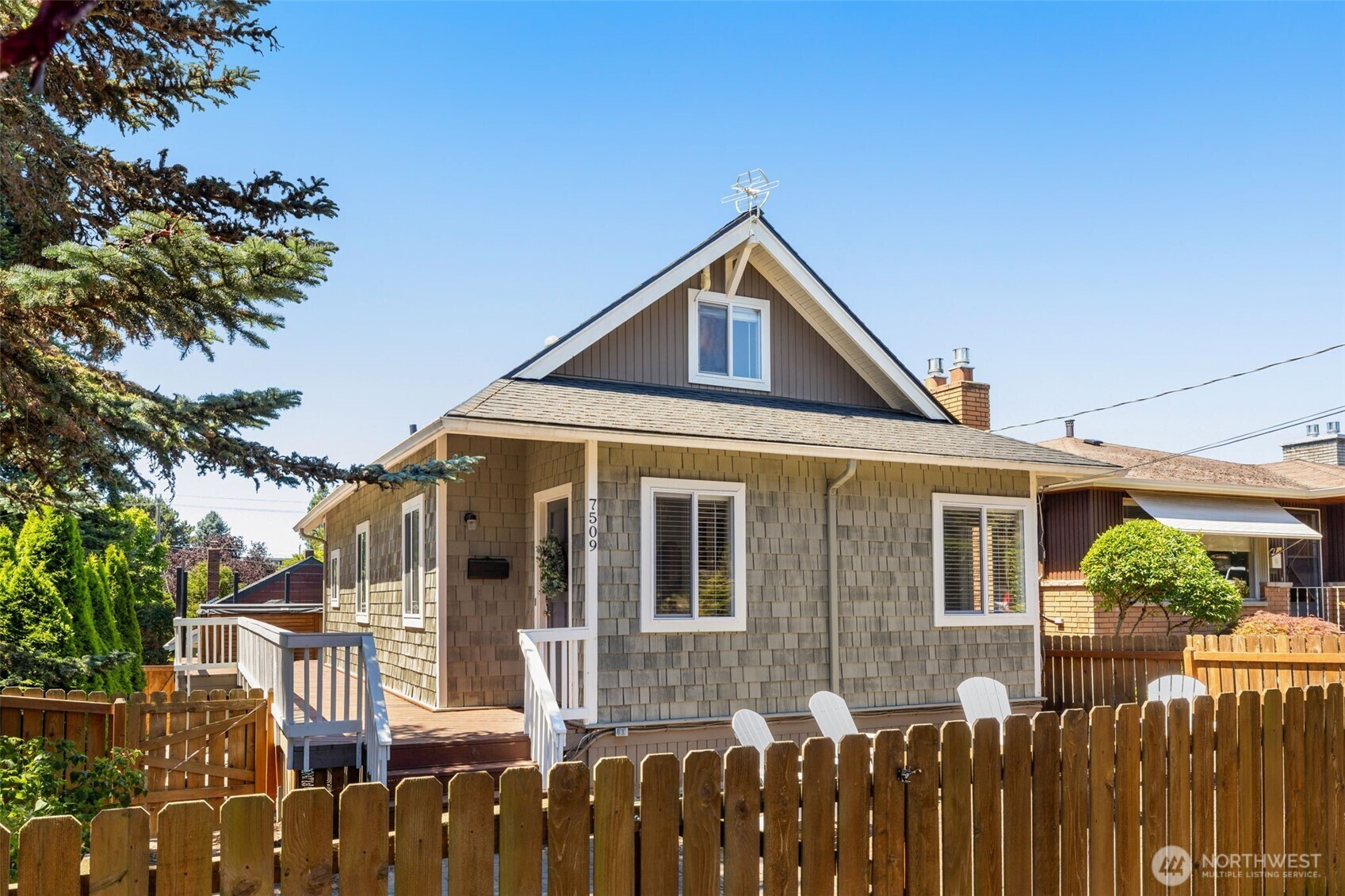 7509  16th Avenue NW  Seattle WA 98117 photo