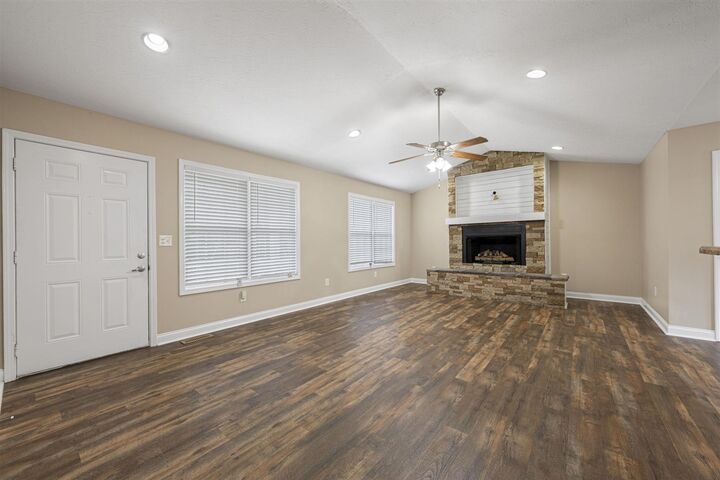 Property Photo:  115 Donald Drive  KY 42103 