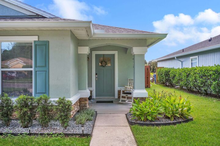 Property Photo: 891 Wynfield Circle FL 32092