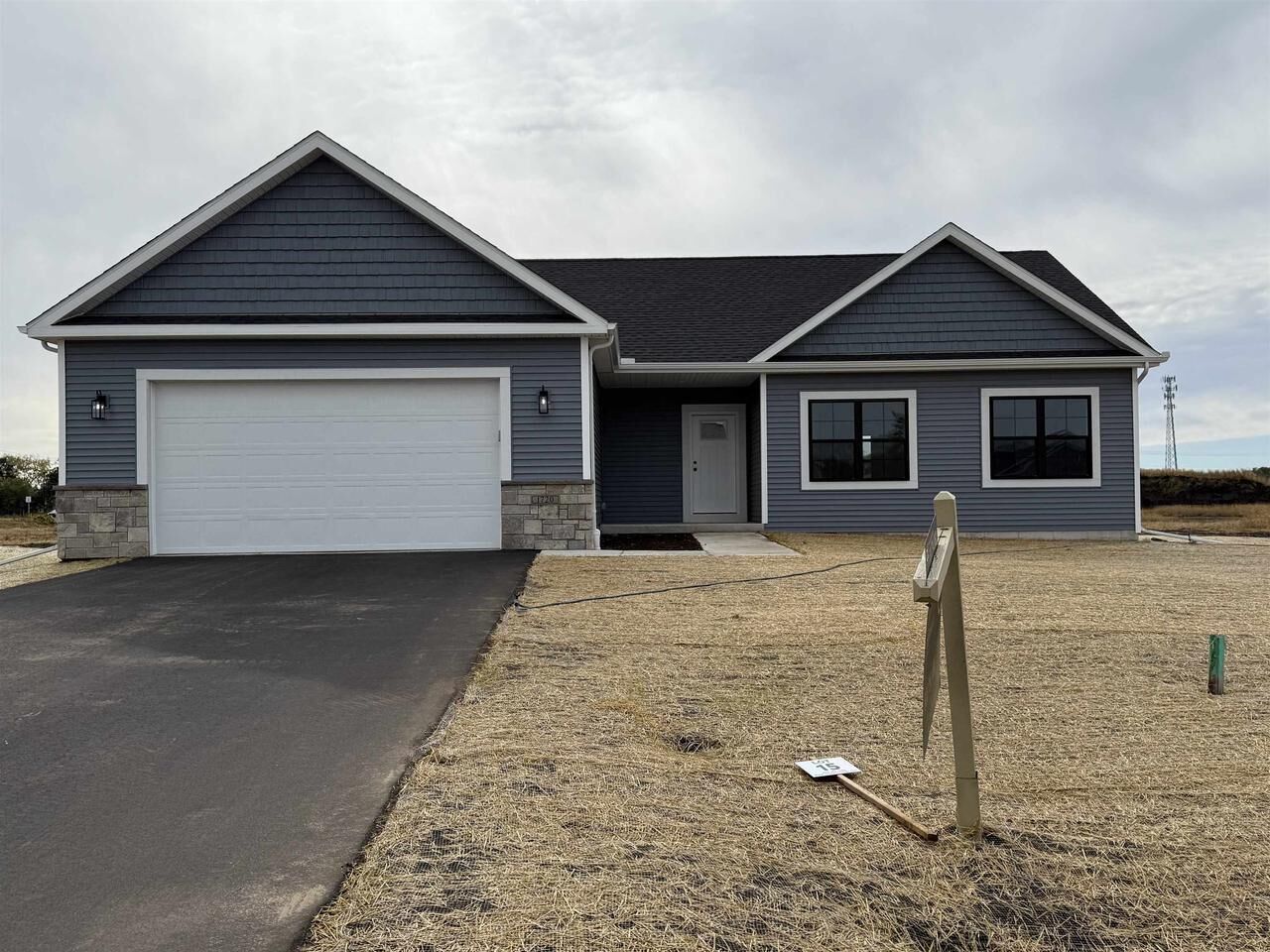 Property Photo: 1720 Kyle Circle WI 53511