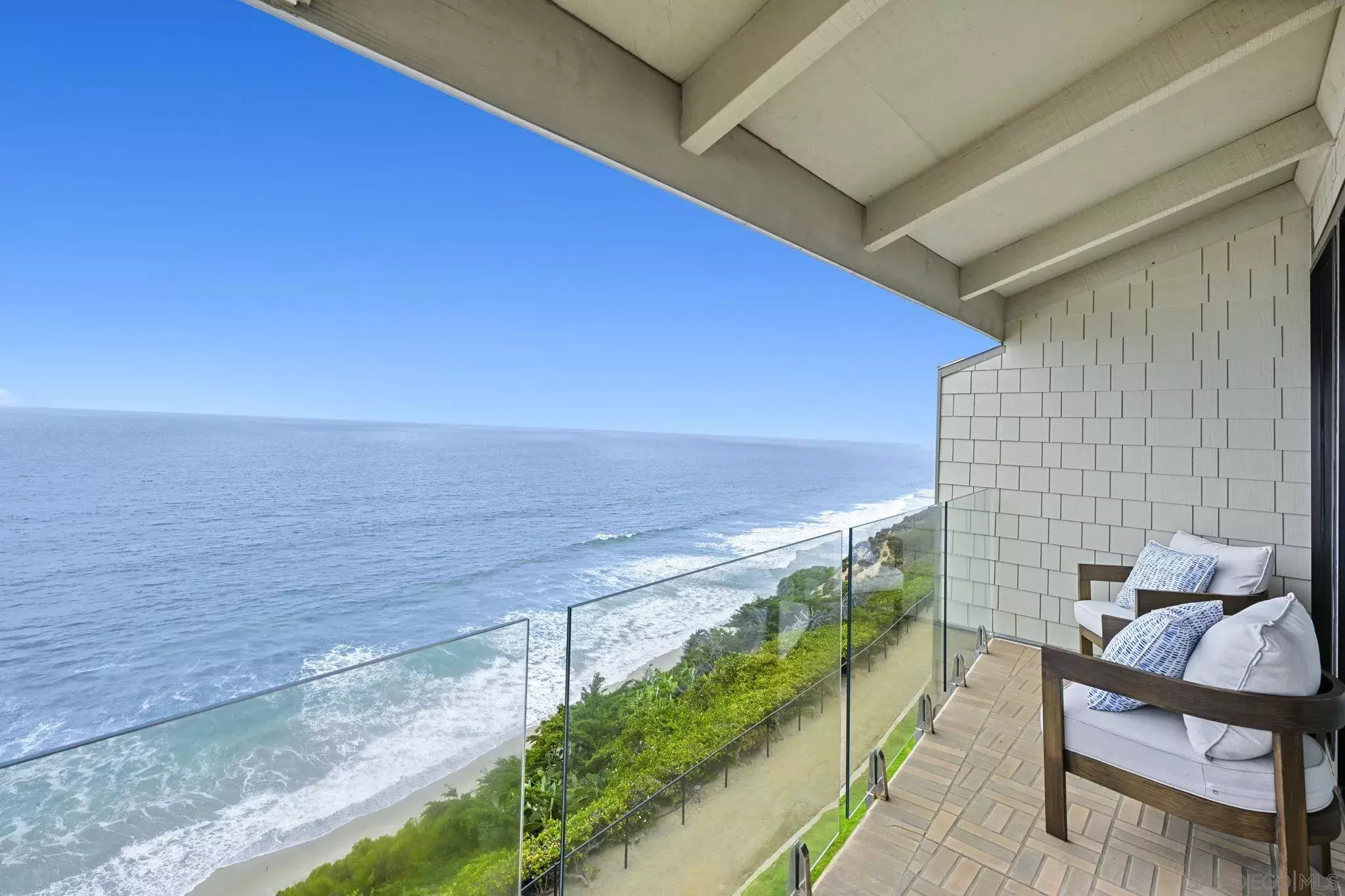 Property Photo:  337 West I Street  CA 92024 