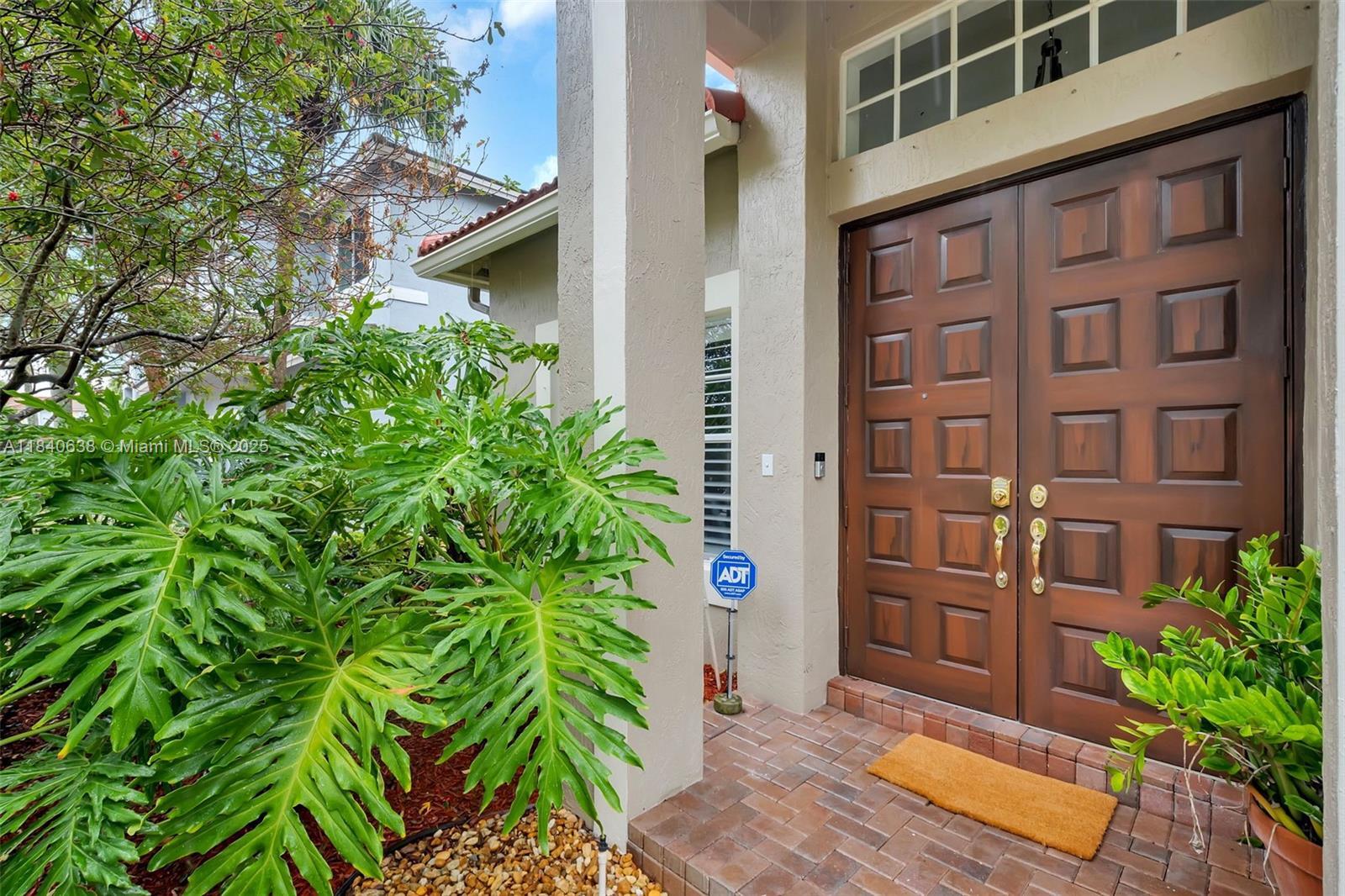 Property Photo: 4288 Diamond Ter FL 33331