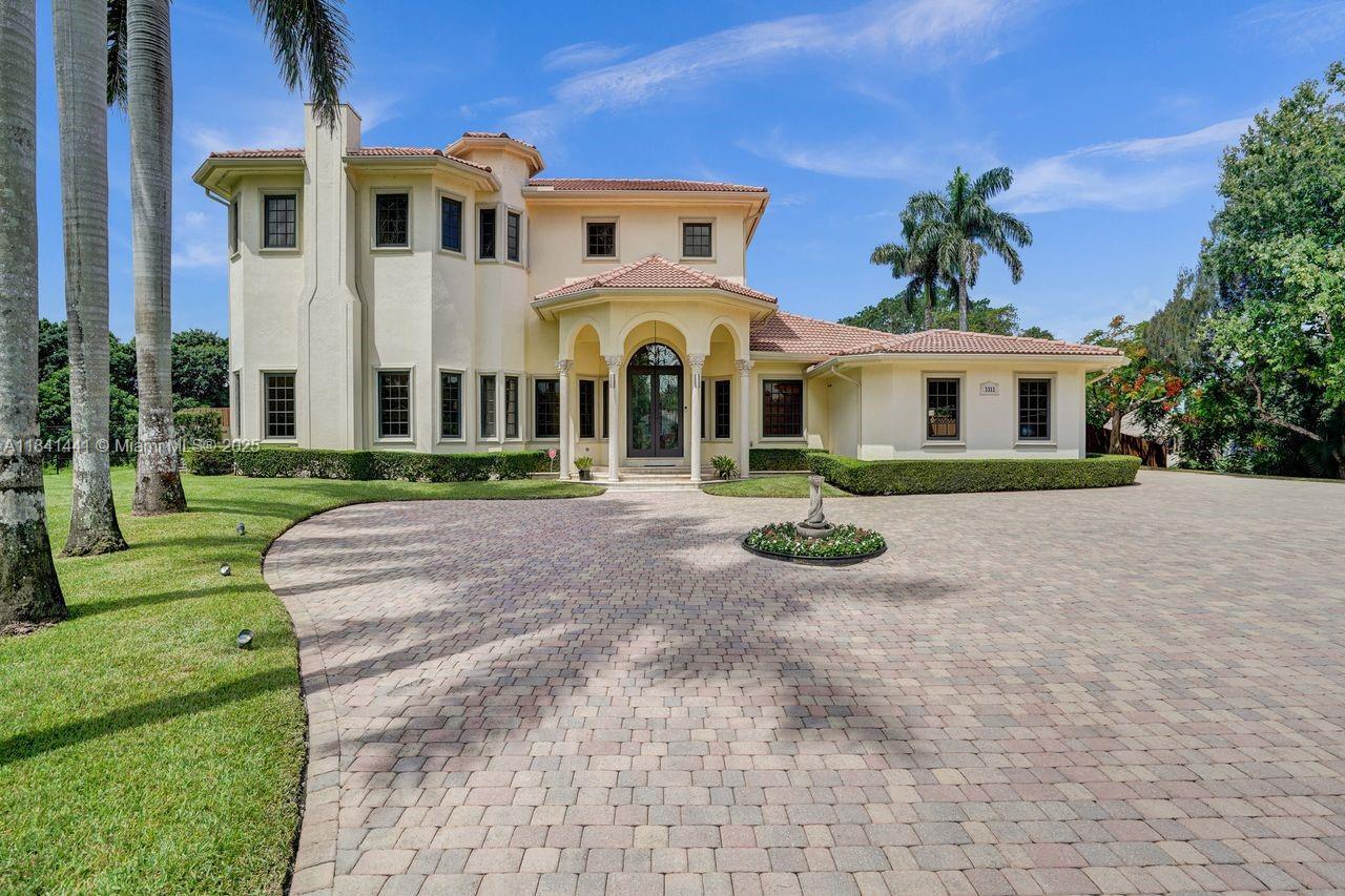 Property Photo: 3311 SW 118th Ter FL 33330