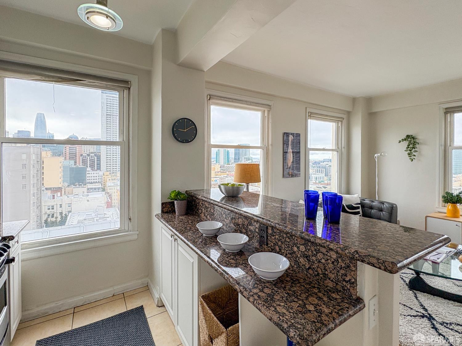 Property Photo: 631 Ofarrell Street 1216 CA 94109