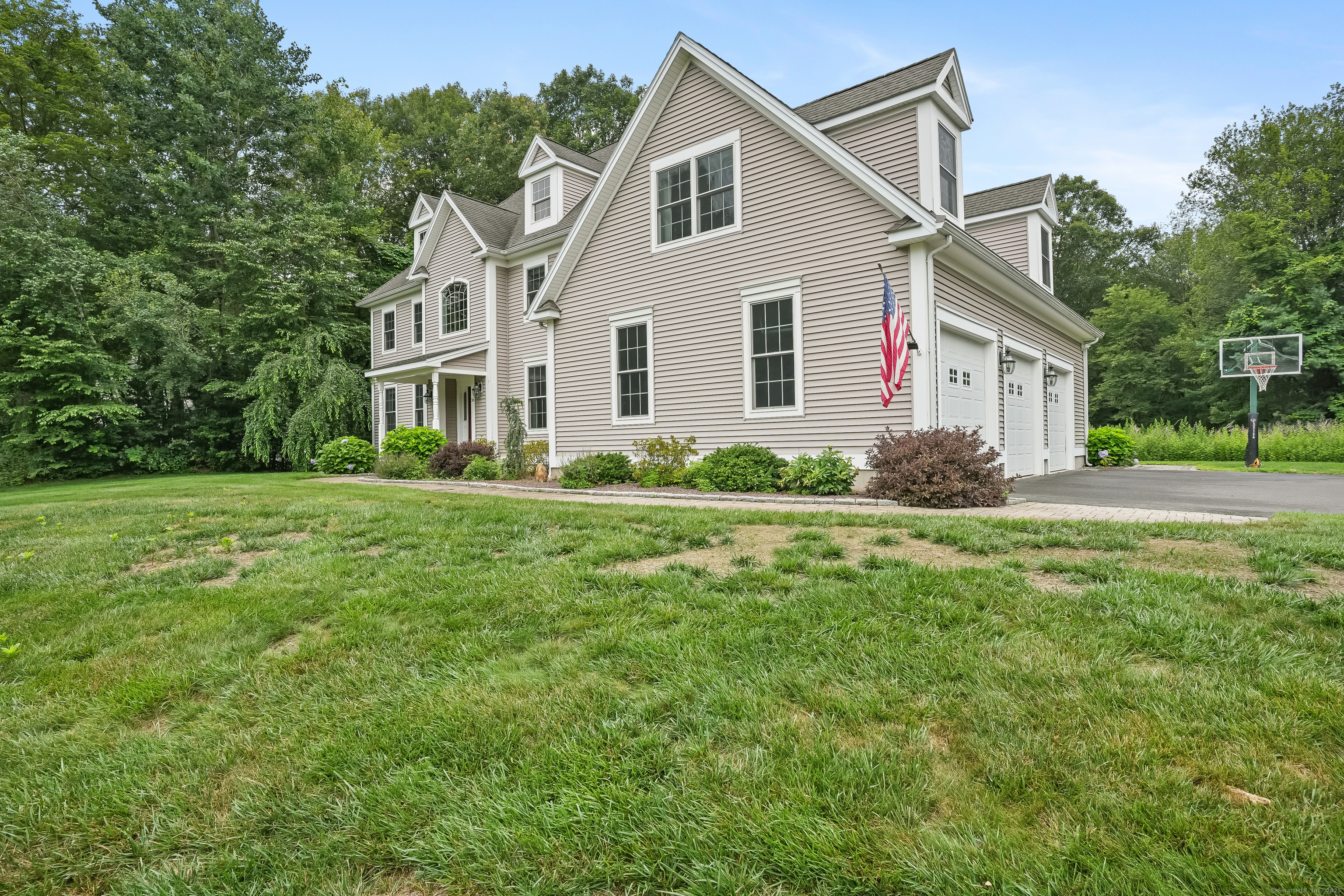 Property Photo:  36 Blueberry Lane  CT 06019 