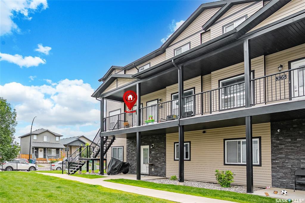 Property Photo: 103 Klassen Crescent 302 SK S7R 0J2