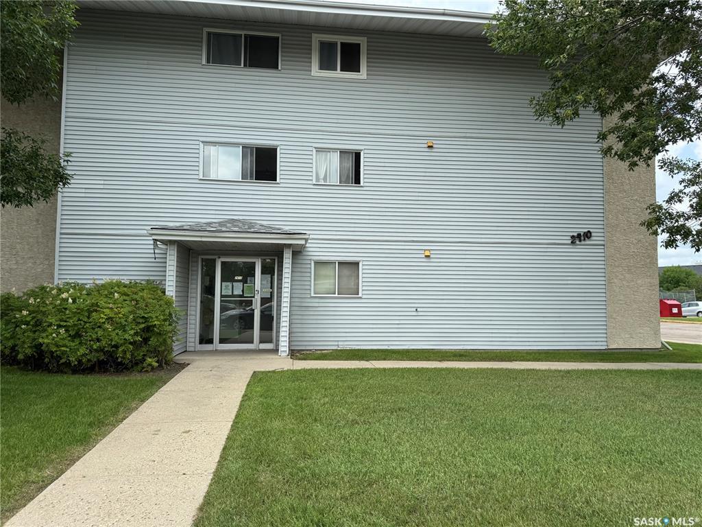 Photo de la propriété: 2410 Heseltine Road 401 SK S4V 1N9