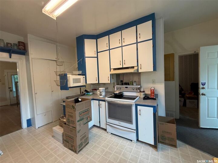 Property Photo:  1401 107th Street  SK S9A 1Z8 