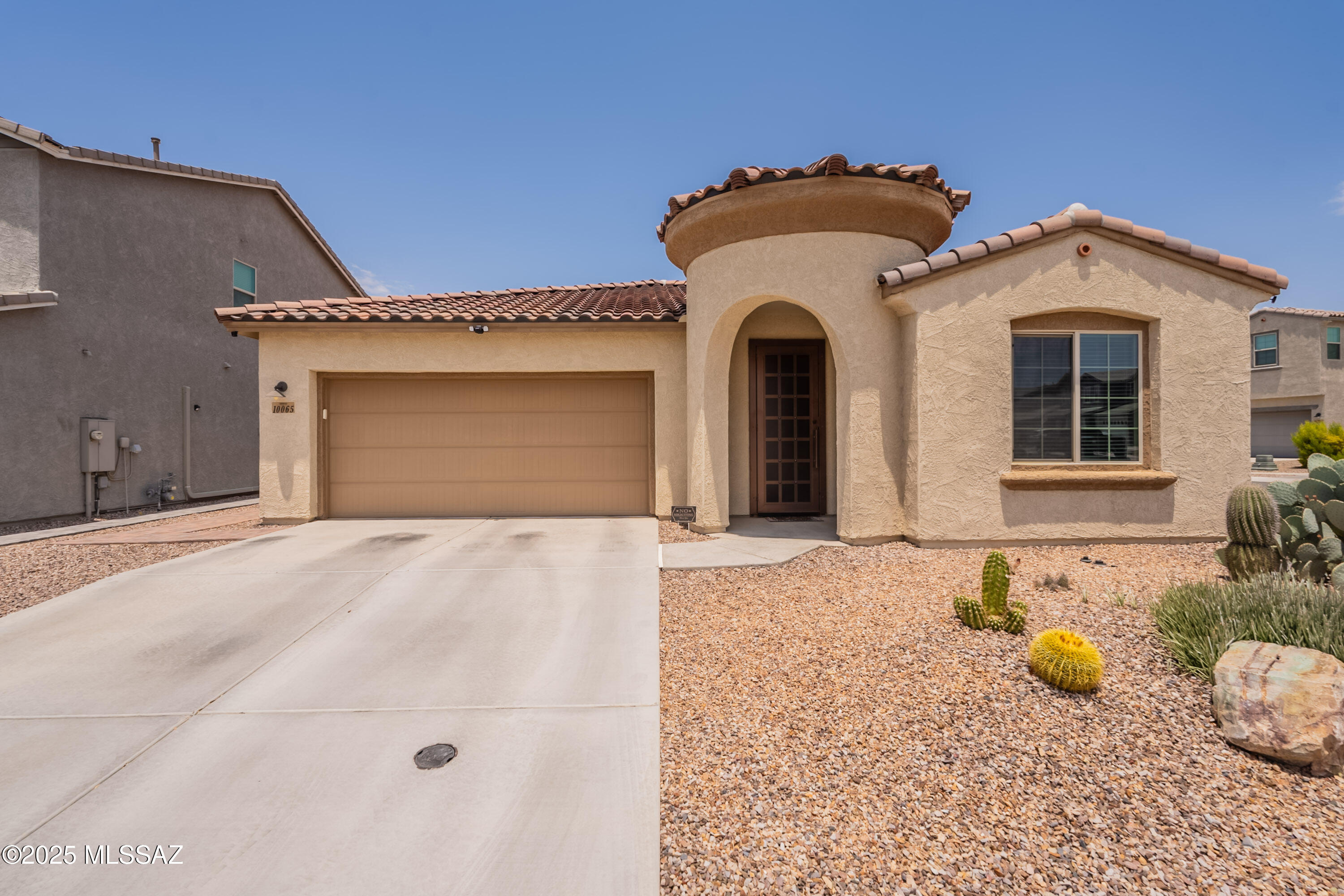 Property Photo:  10065 E Clark Springs Trail  AZ 85747 