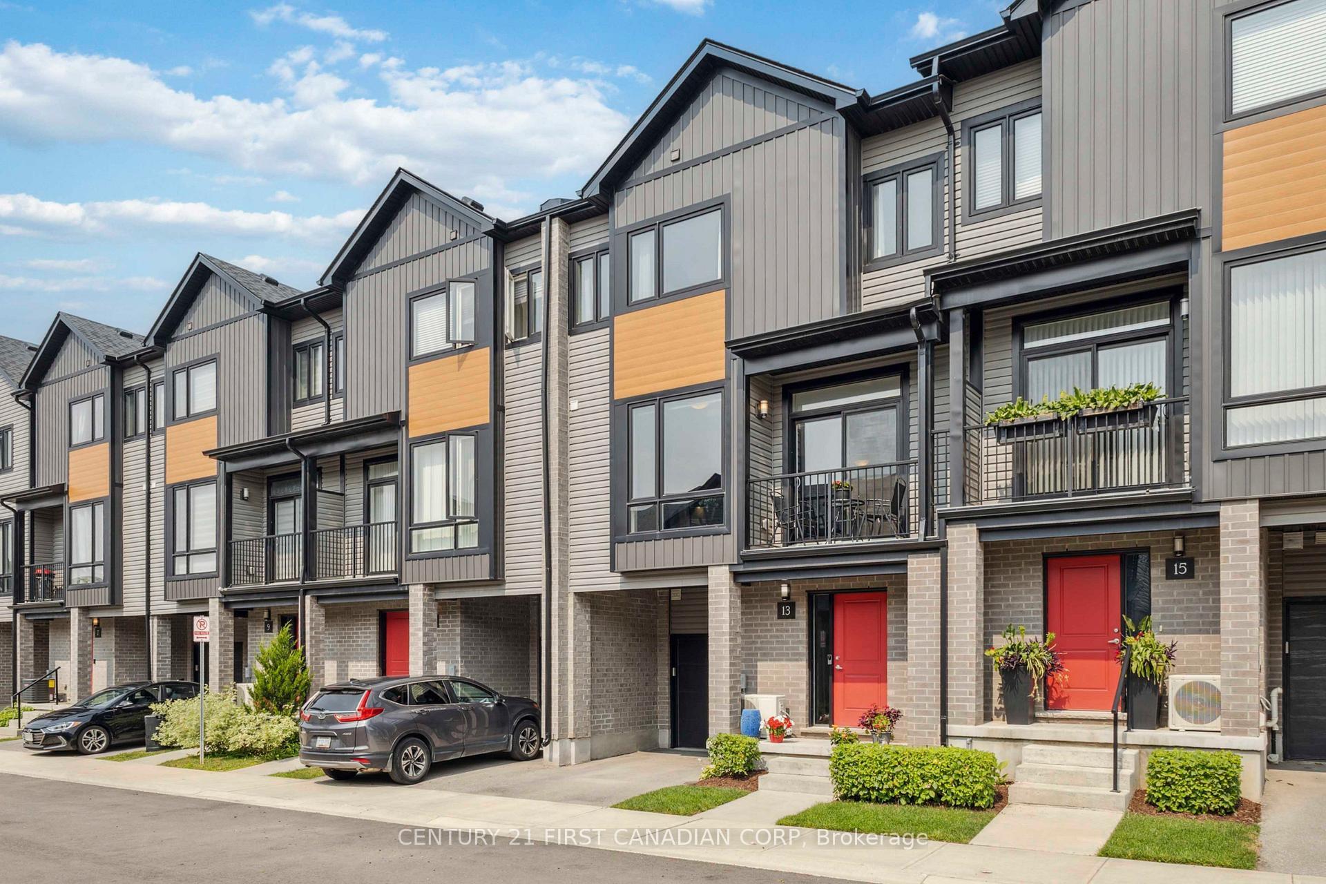 Photo de la propriété: 819 Kleinburg Drive 13 ON N5X 0N6