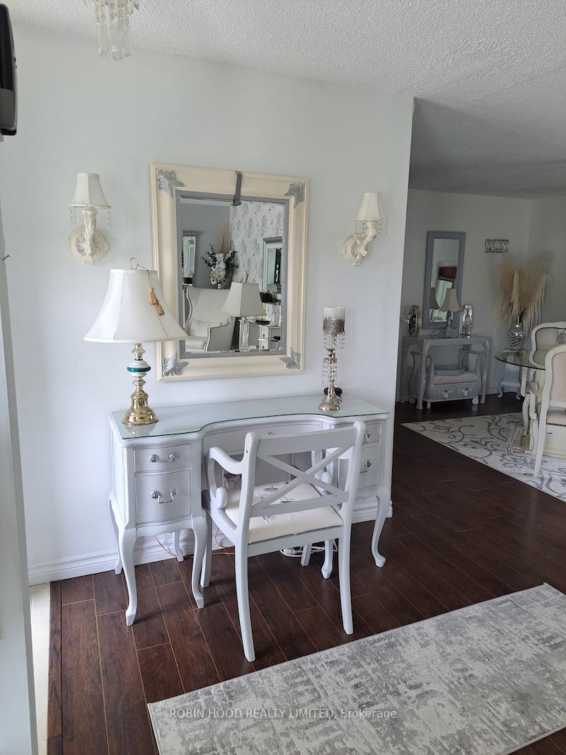 Property Photo: 114 Wilmot Trail ON L1B 1B9