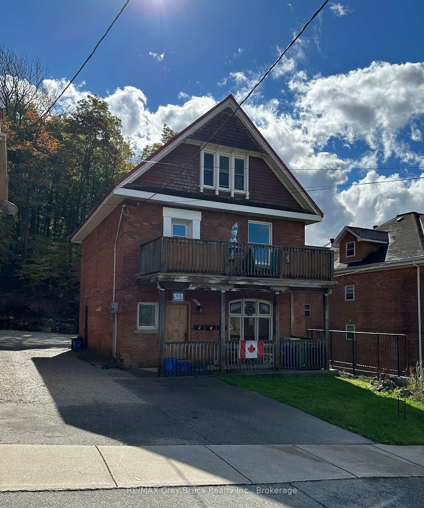 Property Photo:  537 8th Street E 3  ON N4K 1L7 