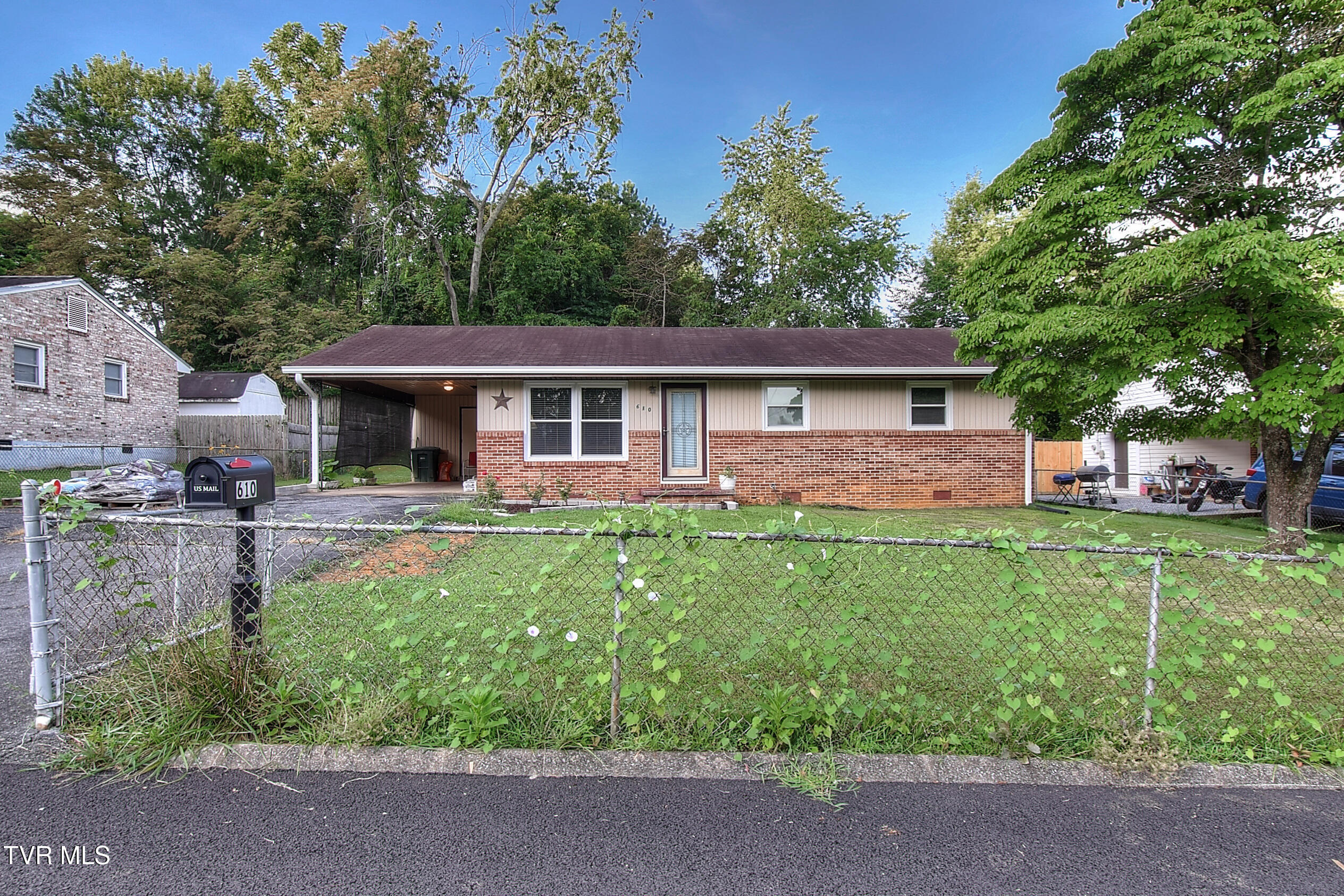 Property Photo:  610 Bingham Street  TN 37643 
