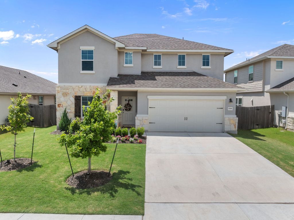 Property Photo: 17608 Caldera Way TX 78653
