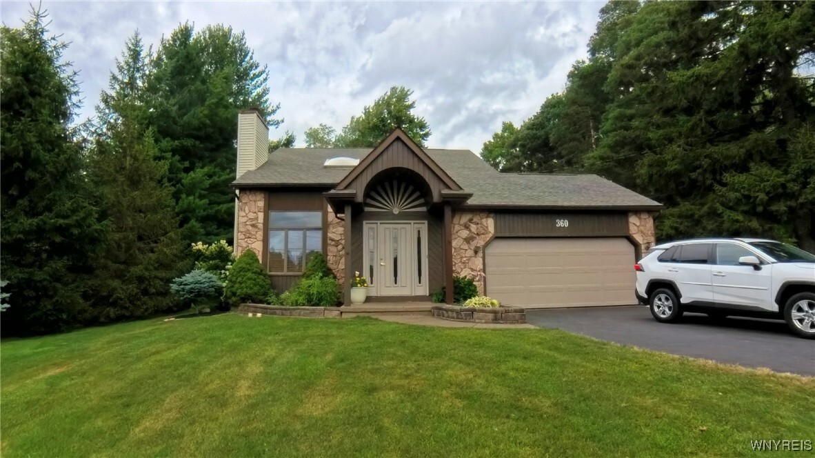 360 Muegel Road  Amherst NY 14051 photo