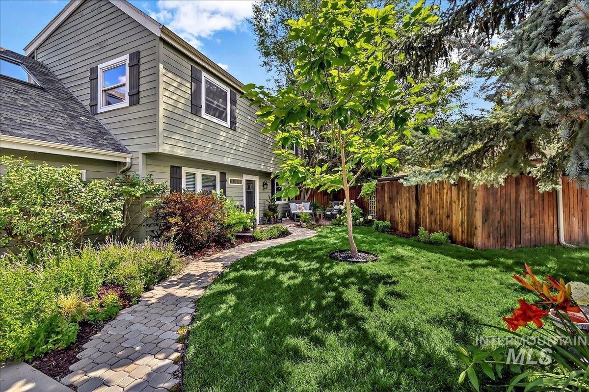 Property Photo: 846 Dogwood Pl ID 83616-5104