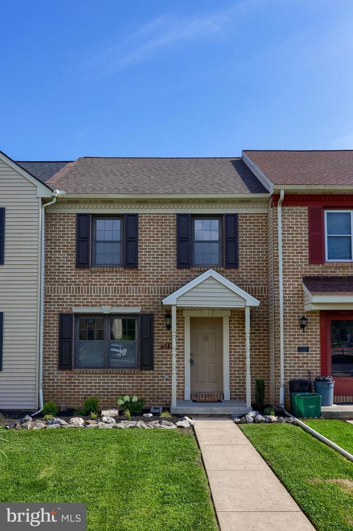 Property Photo: 2223 Olde Meadow Court PA 17520