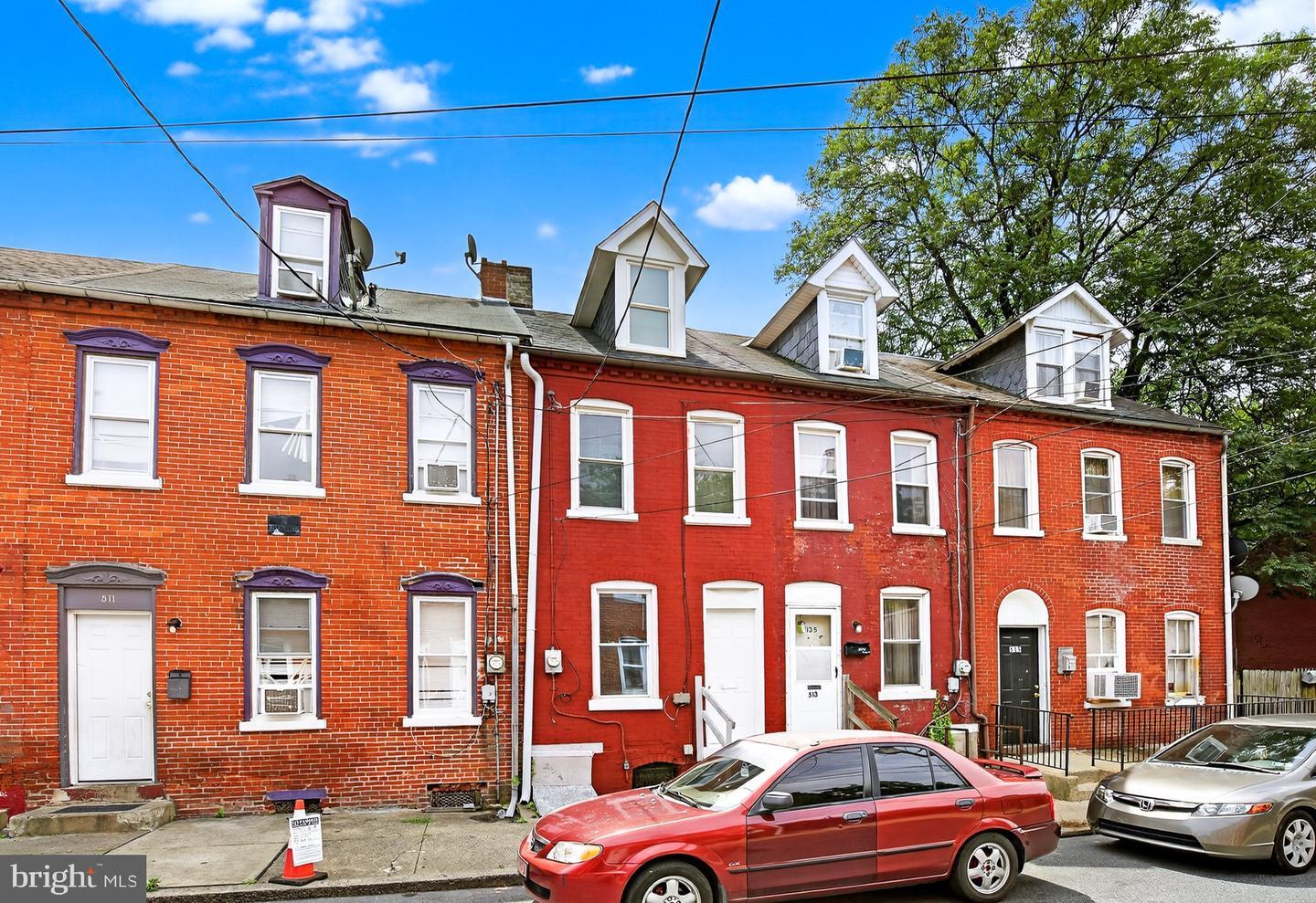 Property Photo: 513 Green Street PA 17602