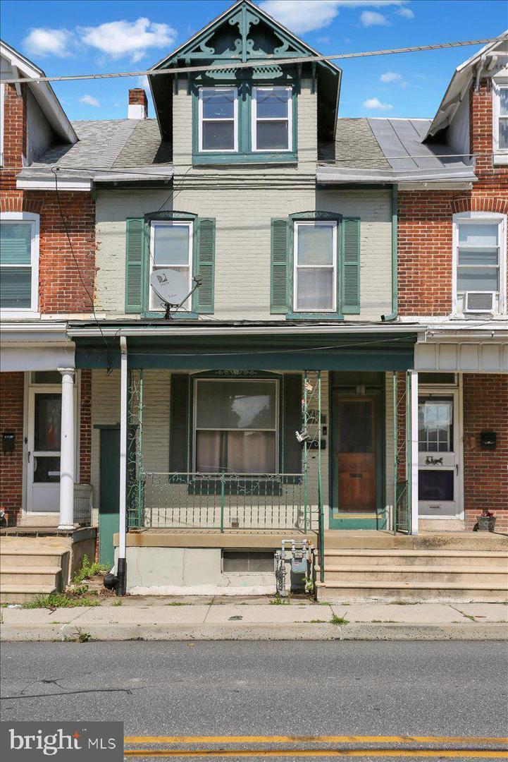 125 N Franklin Street  Fleetwood PA 19522 photo