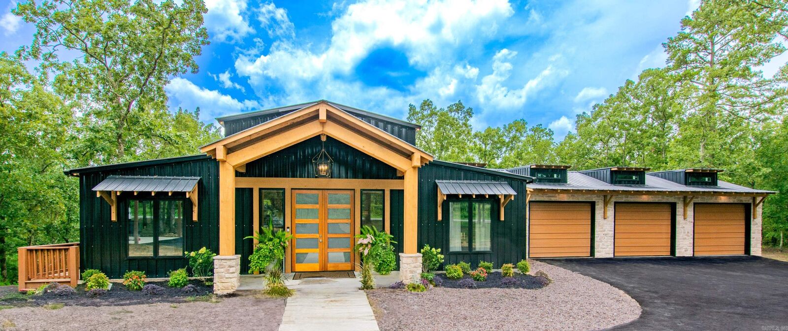 Property Photo:  2116 E Justice Rd  AR 72023 