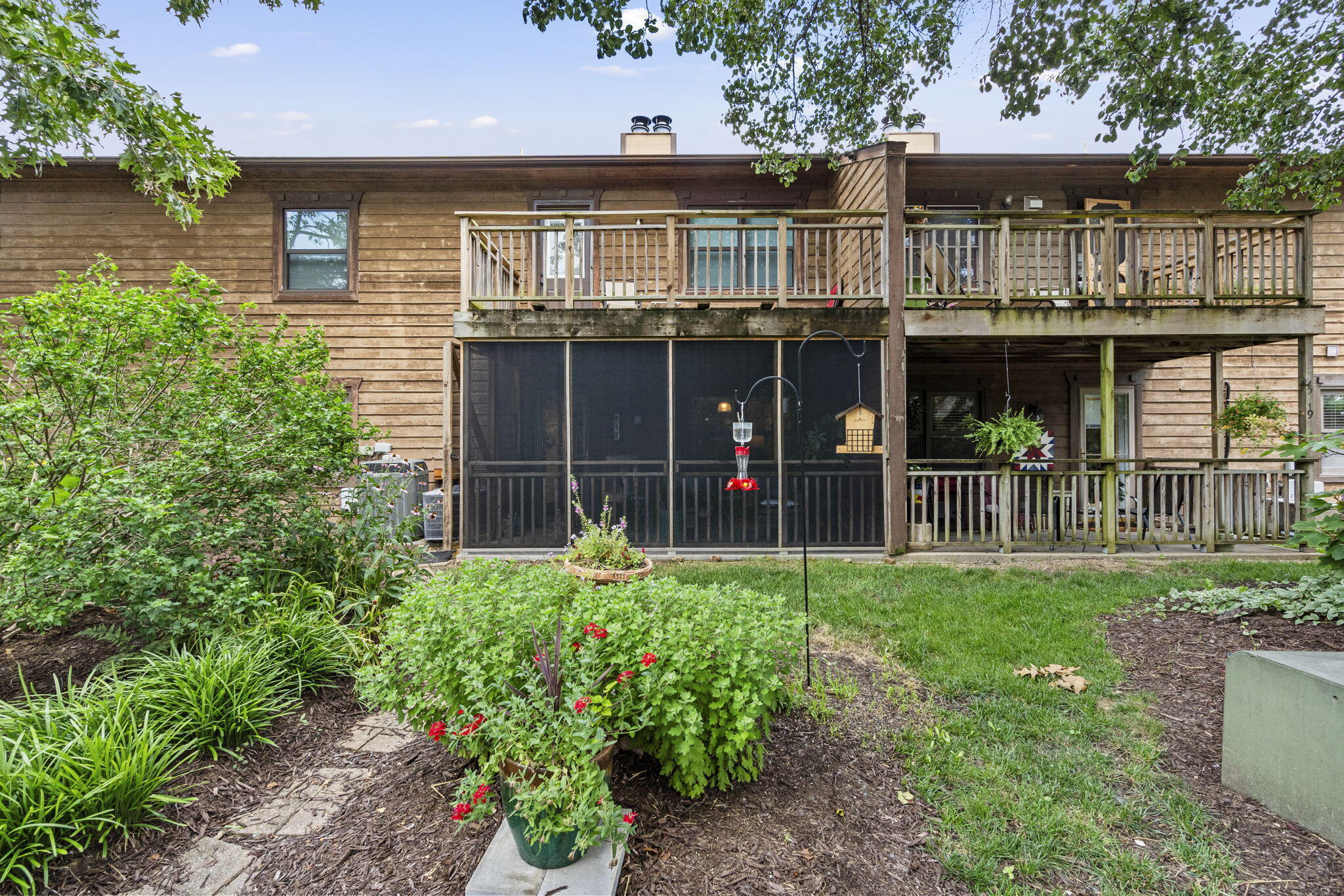 Property Photo: 517 Huntridge Dr MO 65201